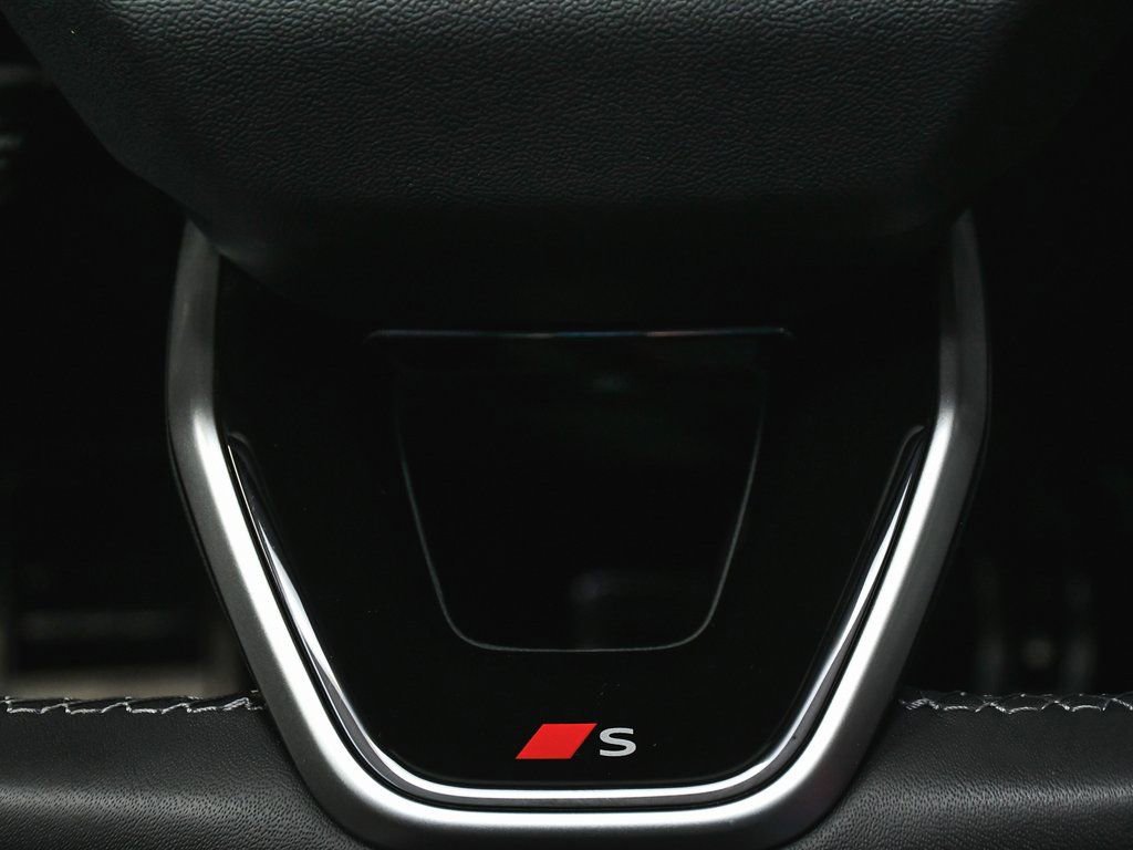 Used 2025 Audi S6 e-tron Prestige w/ 21" Black Optic Package AWD/4WD image 44