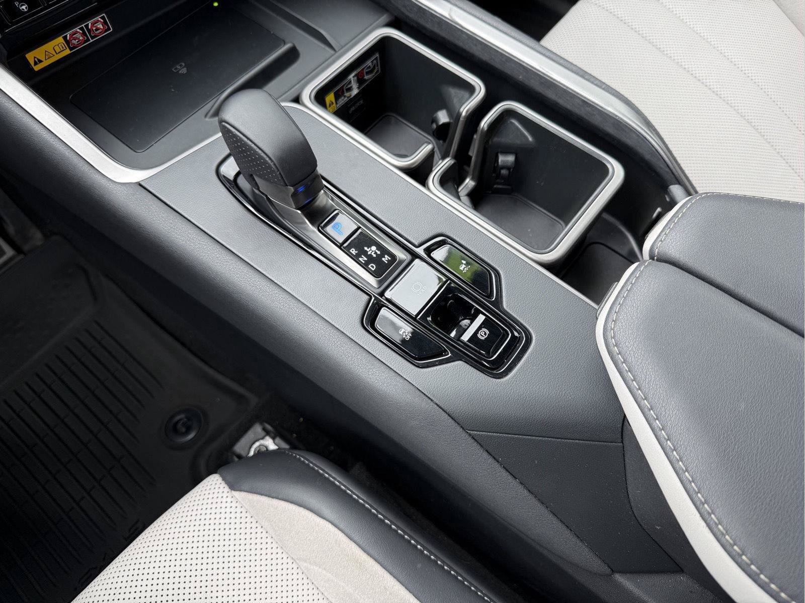Certified 2025 Lexus TX 500h AWD w/ Technology Package image 18