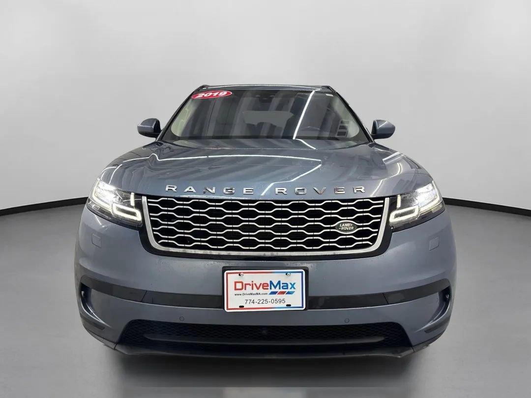 Used 2019 Land Rover Range Rover Velar S AWD/4WD image 2