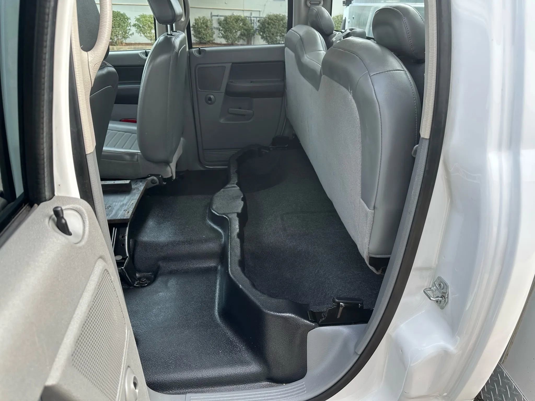 Used 2007 Dodge Ram 3500 Truck 4x4 Quad Cab w/ PWR Accessory Group image 13