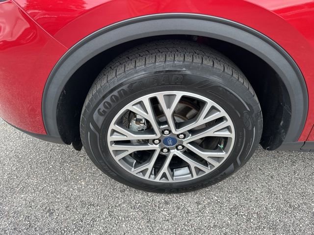 Used 2021 Ford Escape SEL w/ Class II Trailer Tow Package image 10