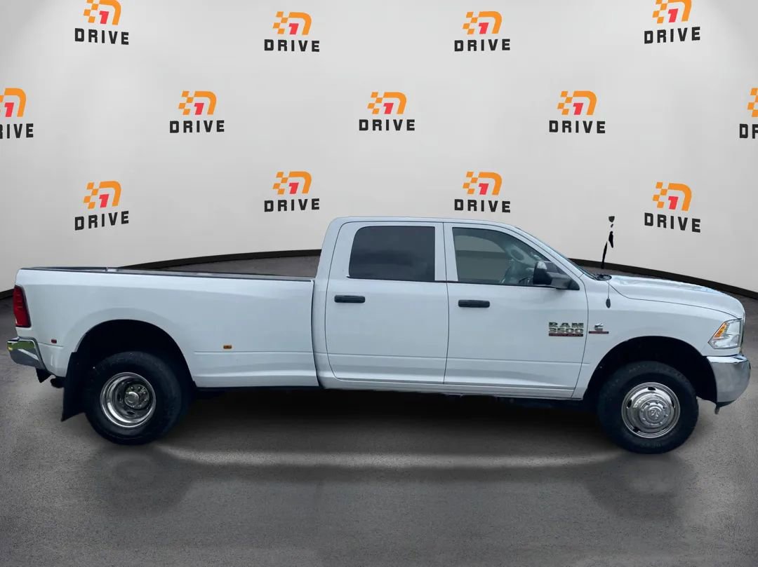 Used 2018 RAM 3500 Tradesman w/ Chrome Appearance Group AWD/4WD image 6