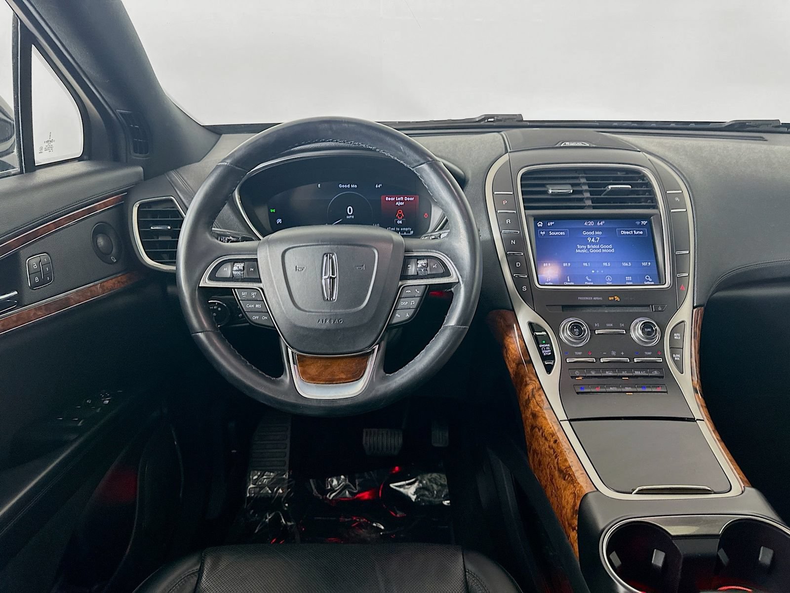 Used 2019 Lincoln Nautilus Reserve AWD/4WD image 16