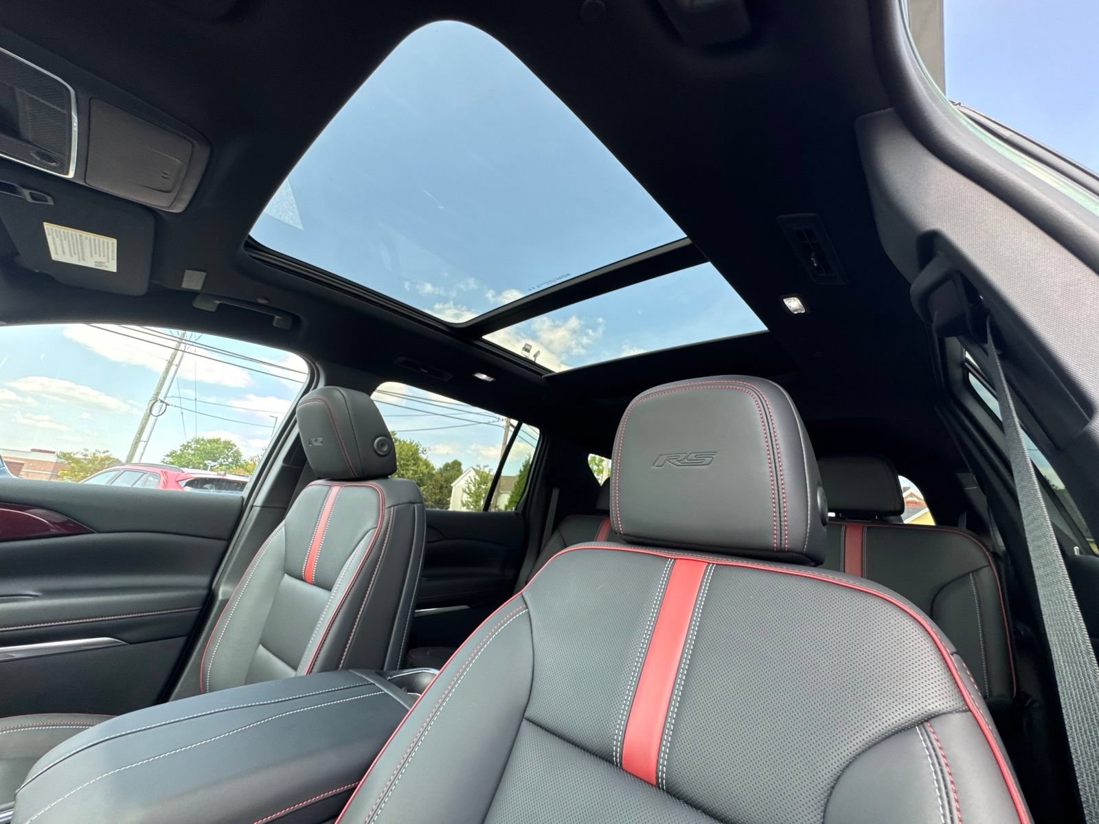 New 2027 Chevrolet Traverse RS AWD/4WD image 15
