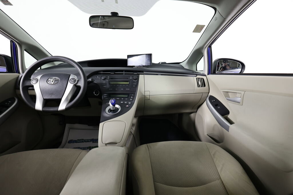 Used 2010 Toyota Prius Two image 29