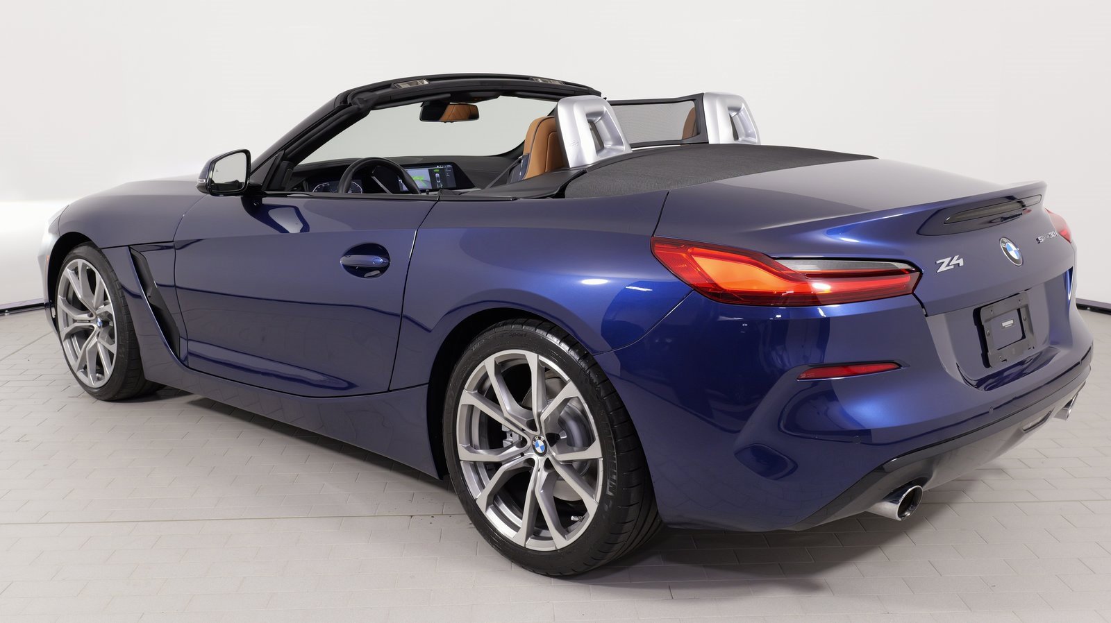 Used 2022 BMW Z4 sDrive30i w/ Driving Assistance Package image 33
