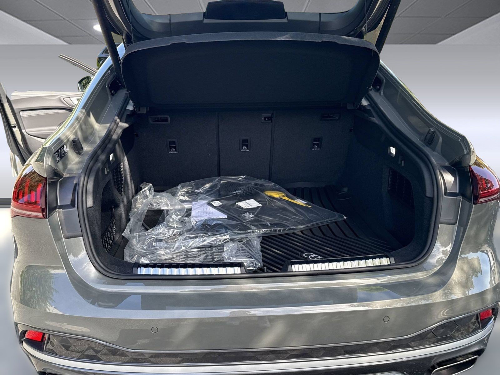 Certified 2025 Audi A5 2.0T Premium w/ Convenience Package AWD/4WD image 24