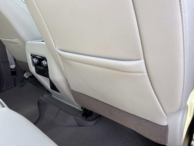 Used 2021 GMC Yukon XL Denali w/ Denali Premium Package image 26