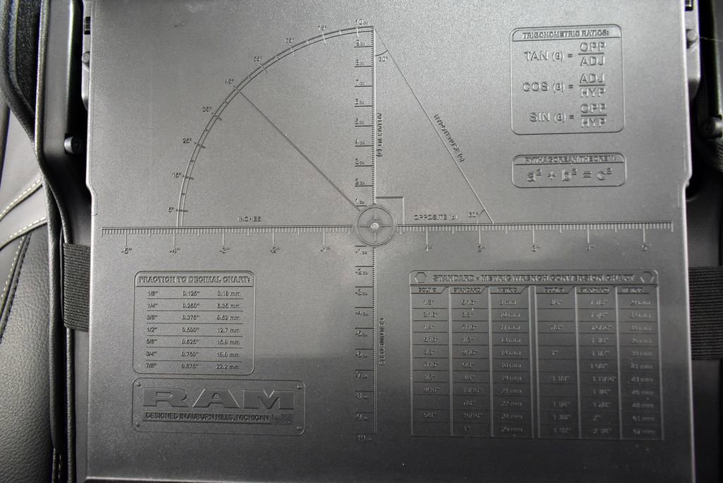 Used 2024 RAM 2500 Rebel image 25