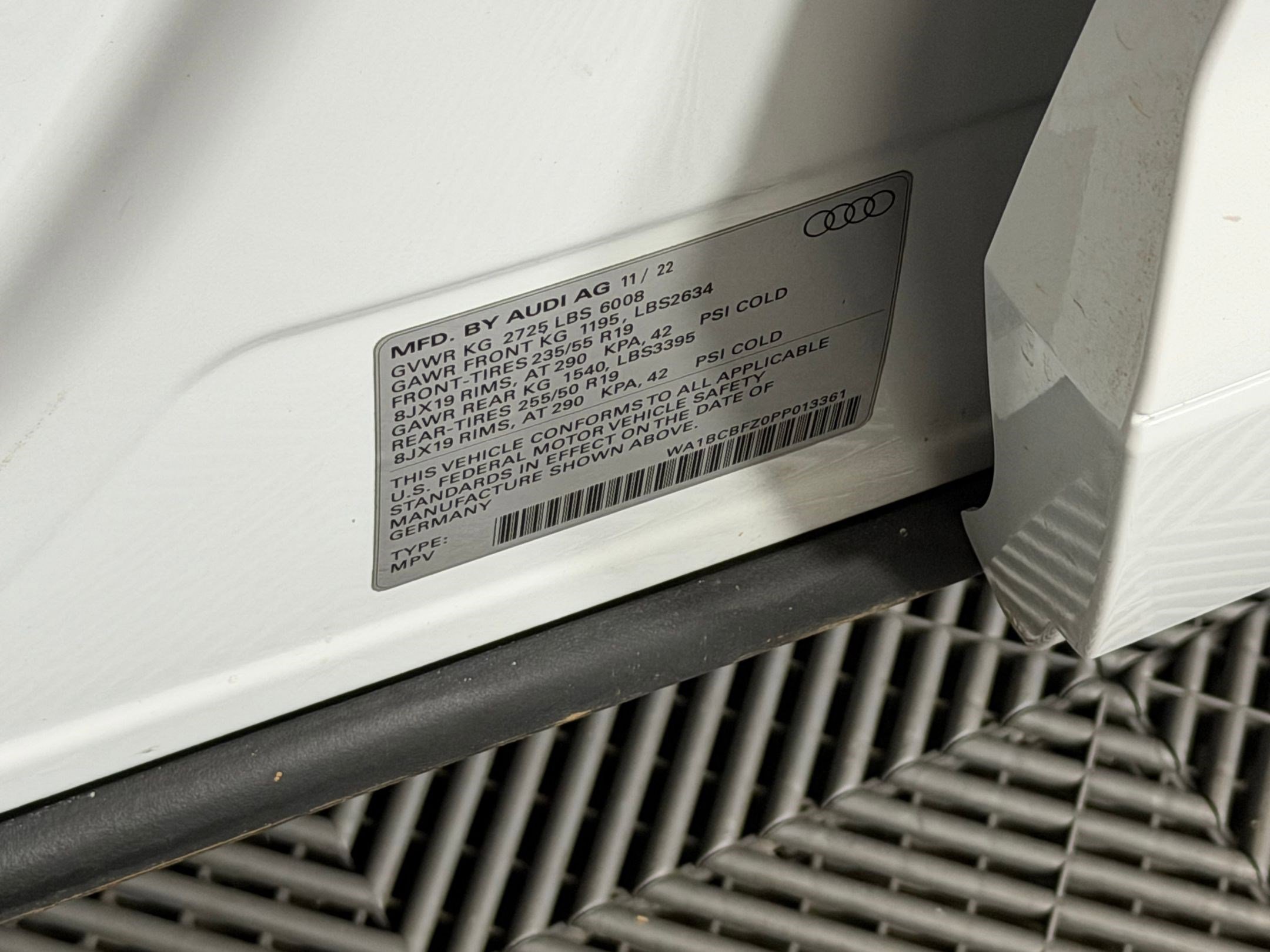 Used 2023 Audi Q4 e-tron Premium Plus w/ Premium Plus image 22