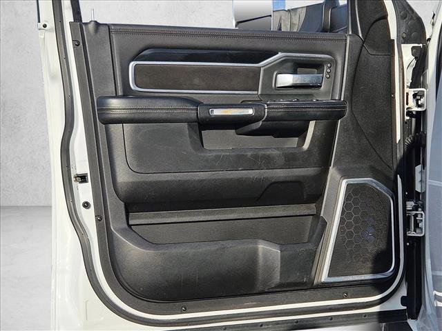 Used 2019 RAM 2500 Laramie AWD/4WD image 10