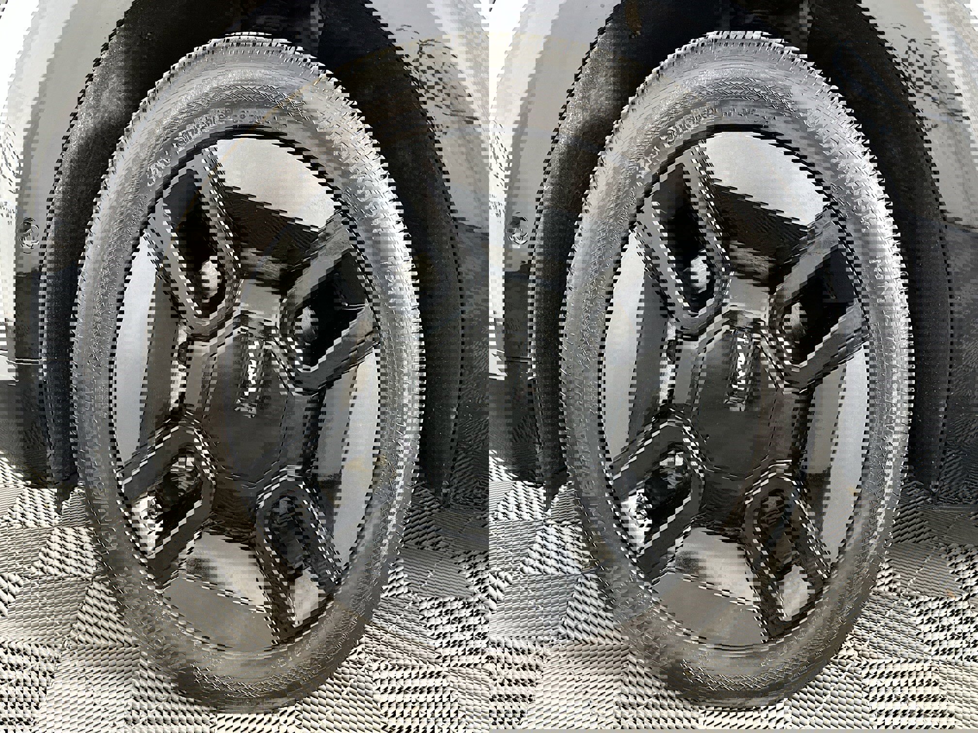 Used 2025 Kia EV9 GT-Line image 37