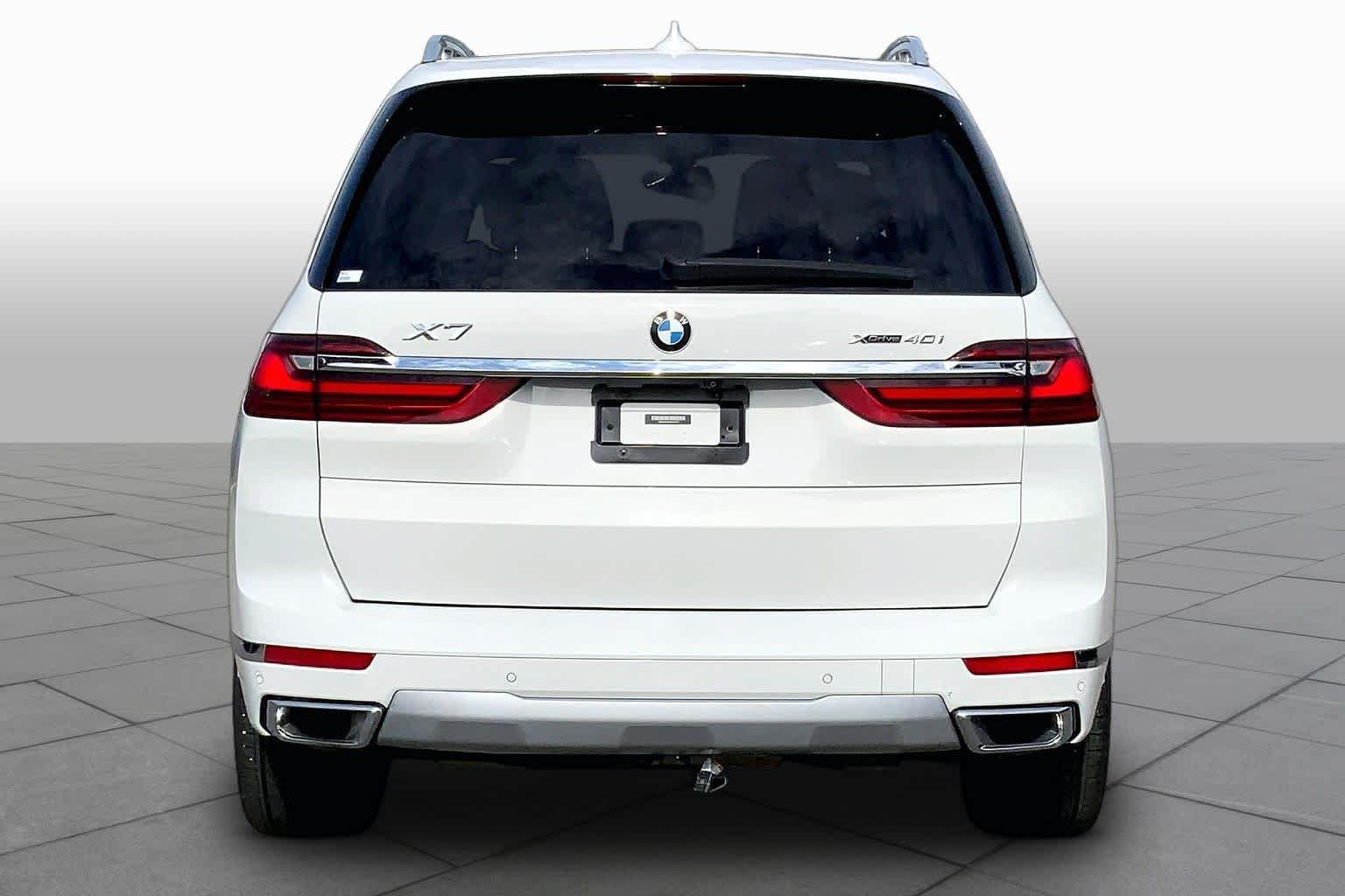 Used 2021 BMW X7 xDrive40i w/ Premium Package AWD/4WD image 5