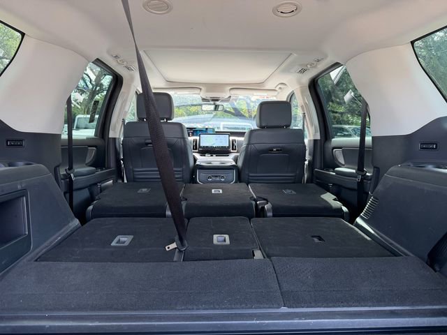 Used 2025 Ford Expedition Active AWD/4WD image 23