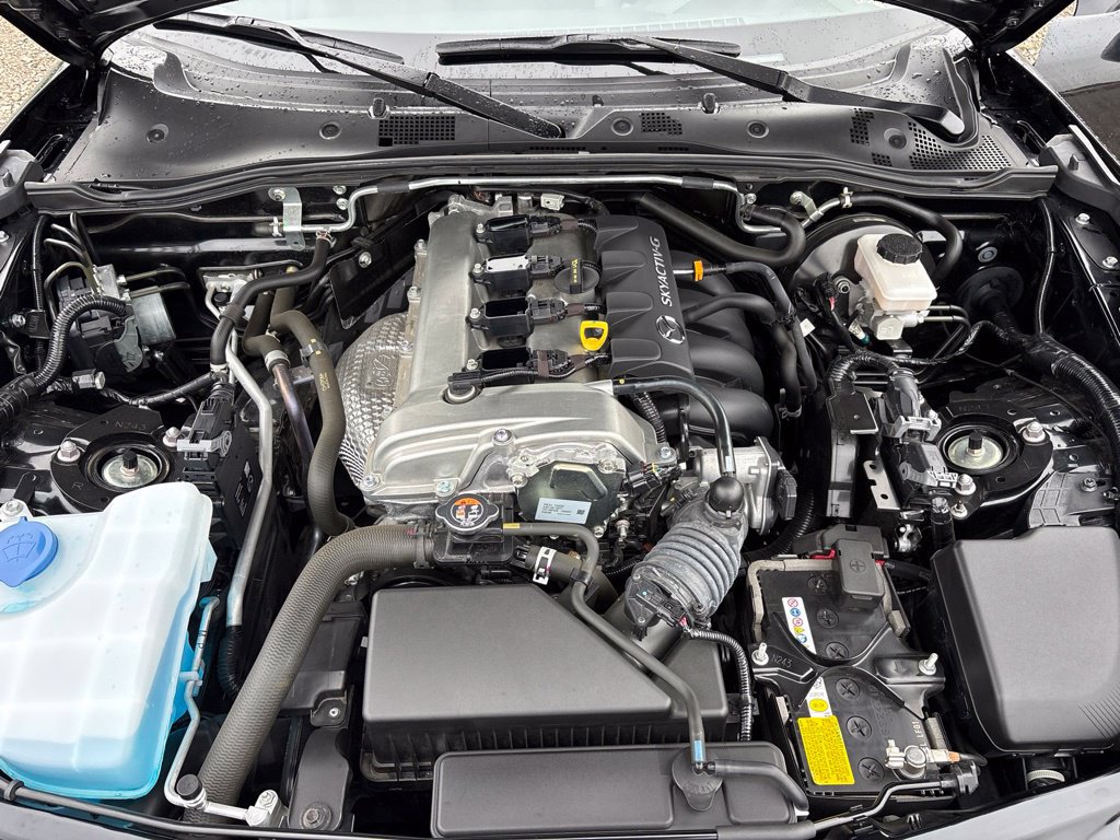 Used 2024 MAZDA MX-5 Miata RF Grand Touring w/ Weather Package RWD image 11