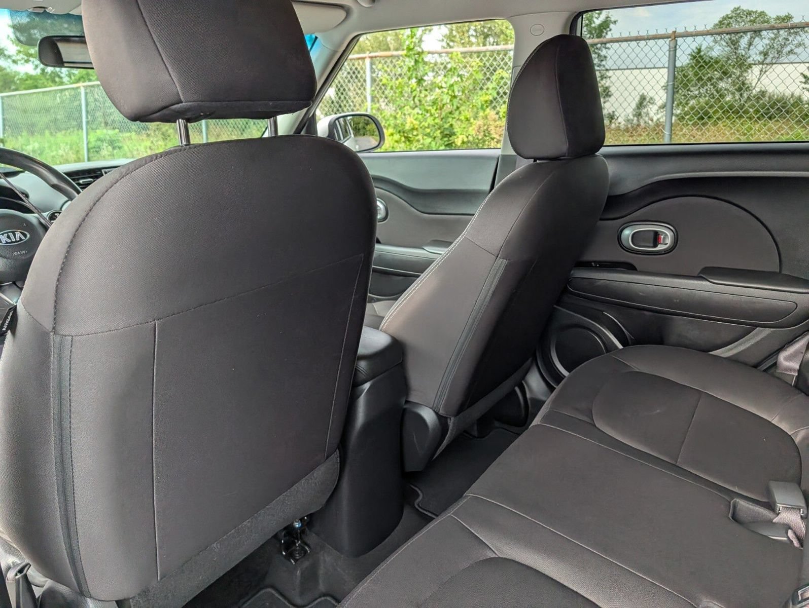 Used 2016 Kia Soul FWD image 16