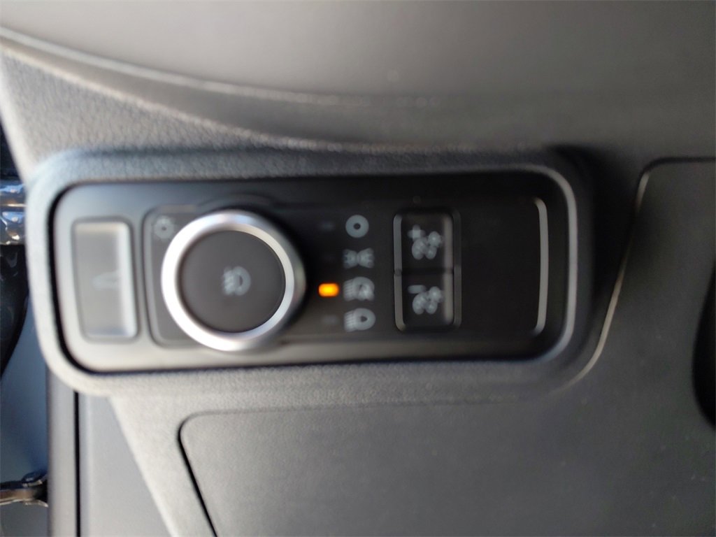 New 2026 Ford Explorer ST-Line w/ ST-Line Street Pack image 32