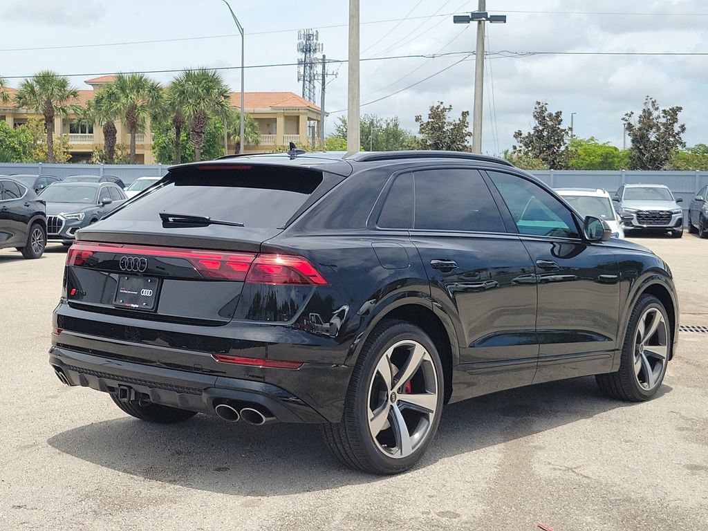 Used 2024 Audi SQ8 Premium Plus AWD/4WD image 4