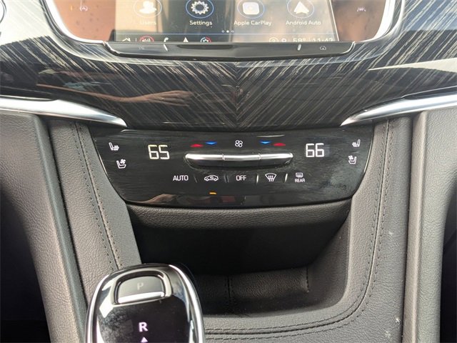 Used 2025 Cadillac XT6 Premium Luxury image 23
