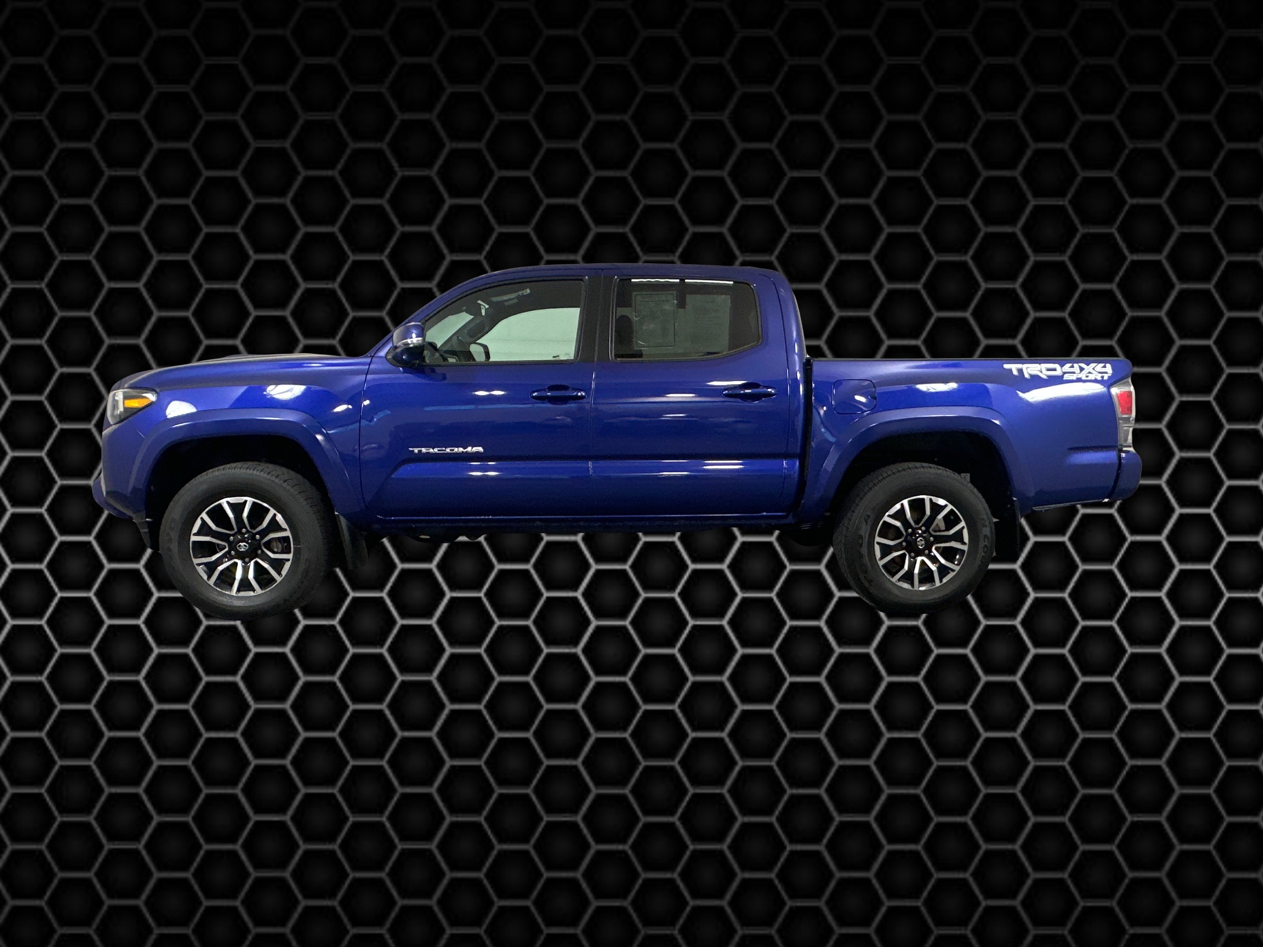 Used 2023 Toyota Tacoma TRD Sport image 13
