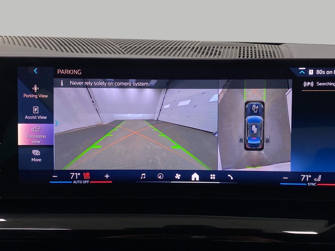 Certified 2026 BMW 530i xDrive w/ Premium Package image 24