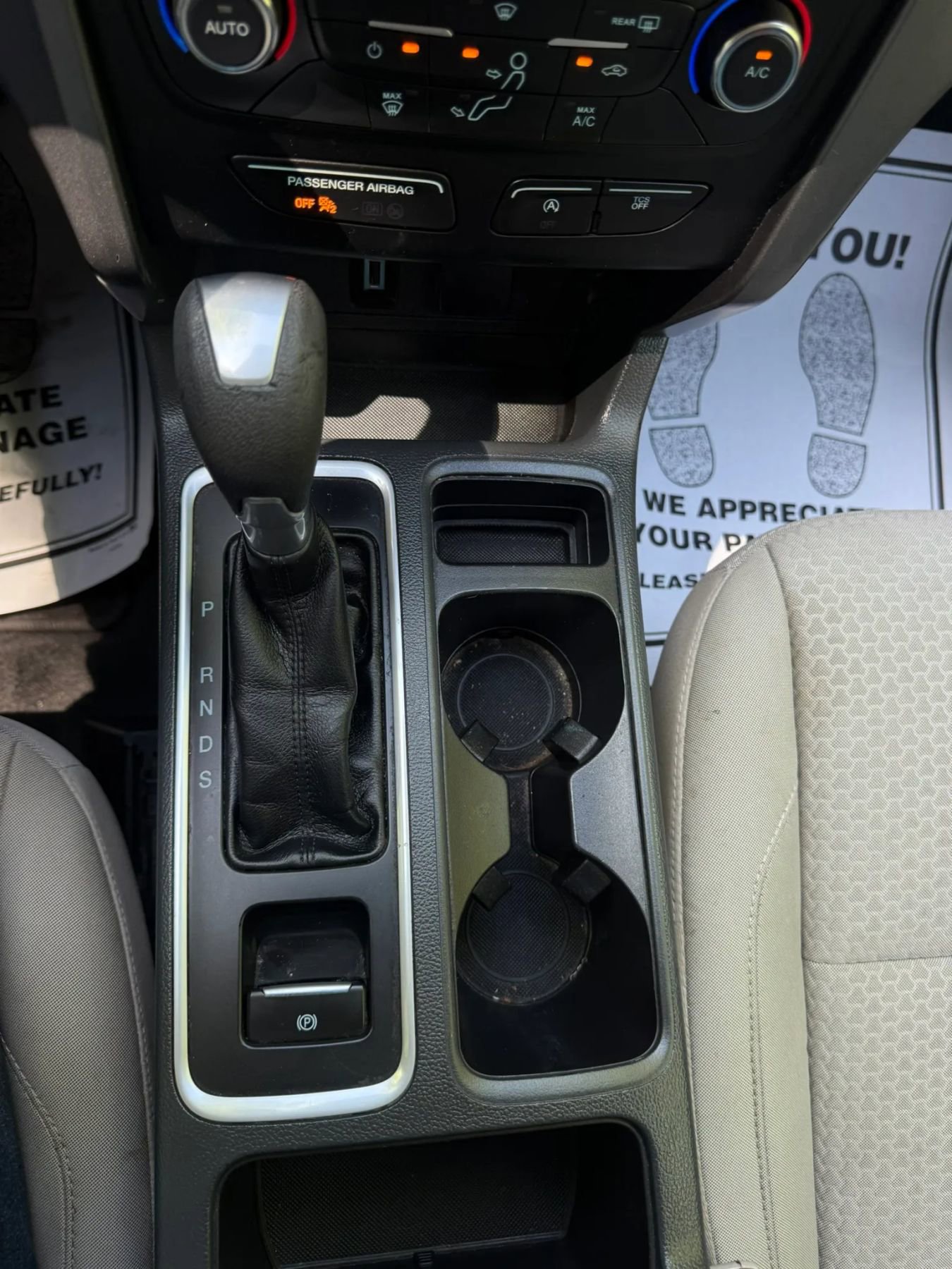 Used 2017 Ford Escape SE FWD image 21