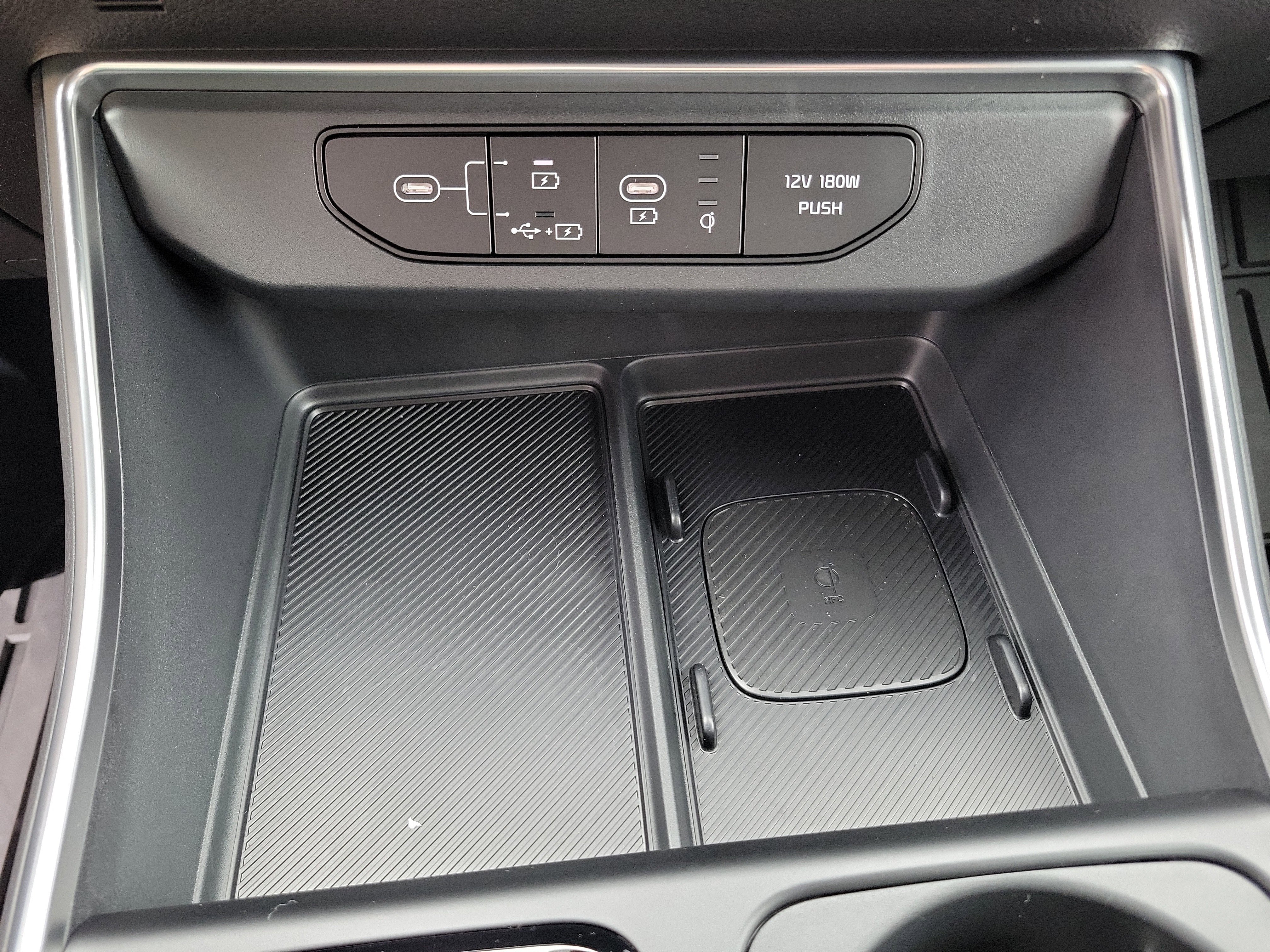 New 2026 Kia Carnival SX image 13