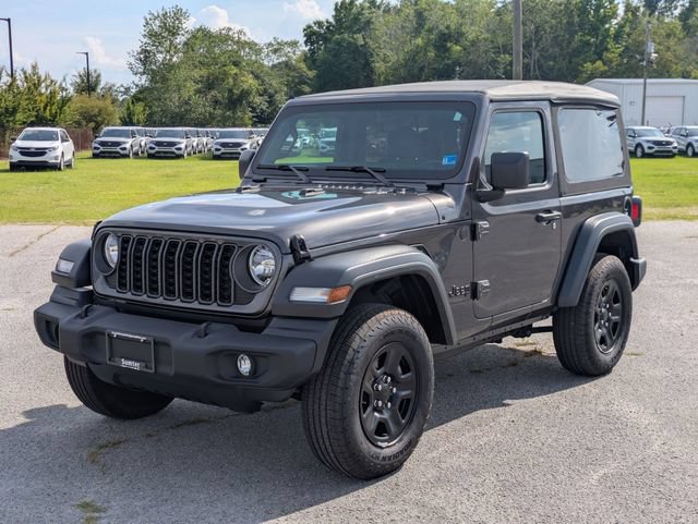 Used 2025 Jeep Wrangler Sport AWD/4WD image 7