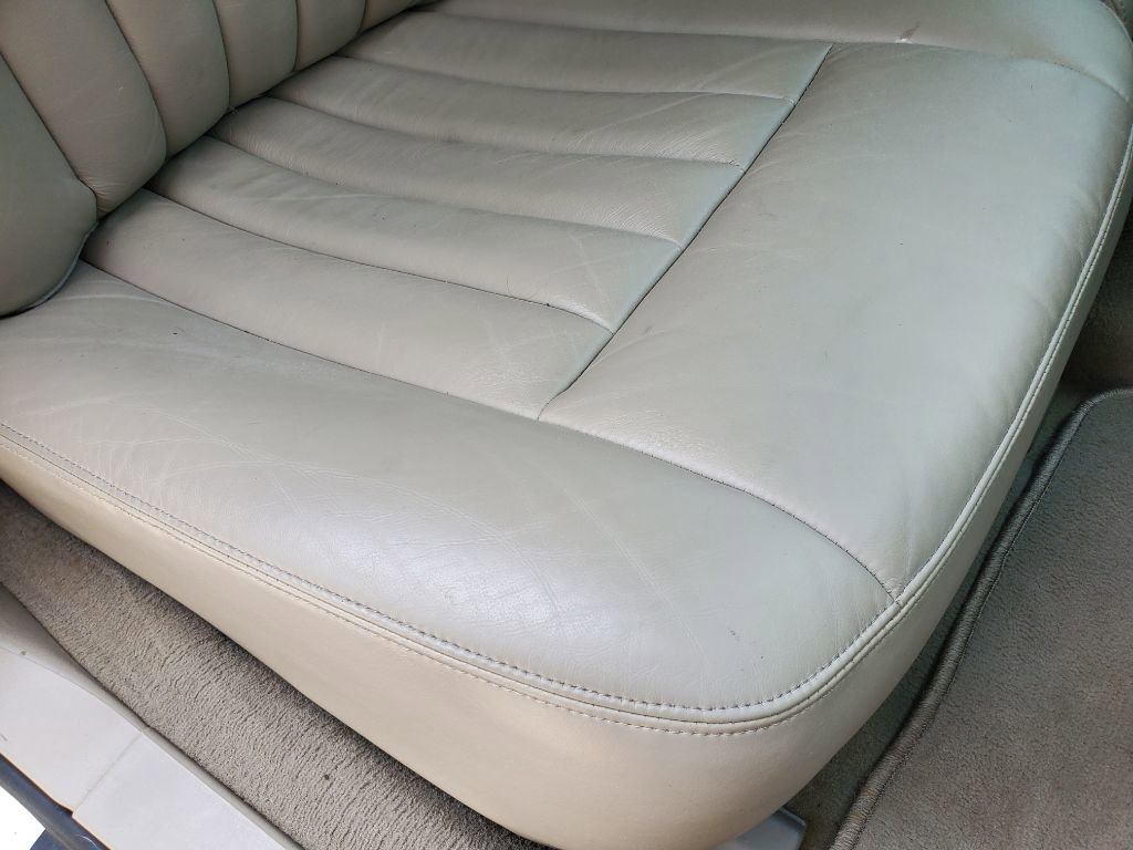 Used 2003 Lincoln Town Car Executive image 35