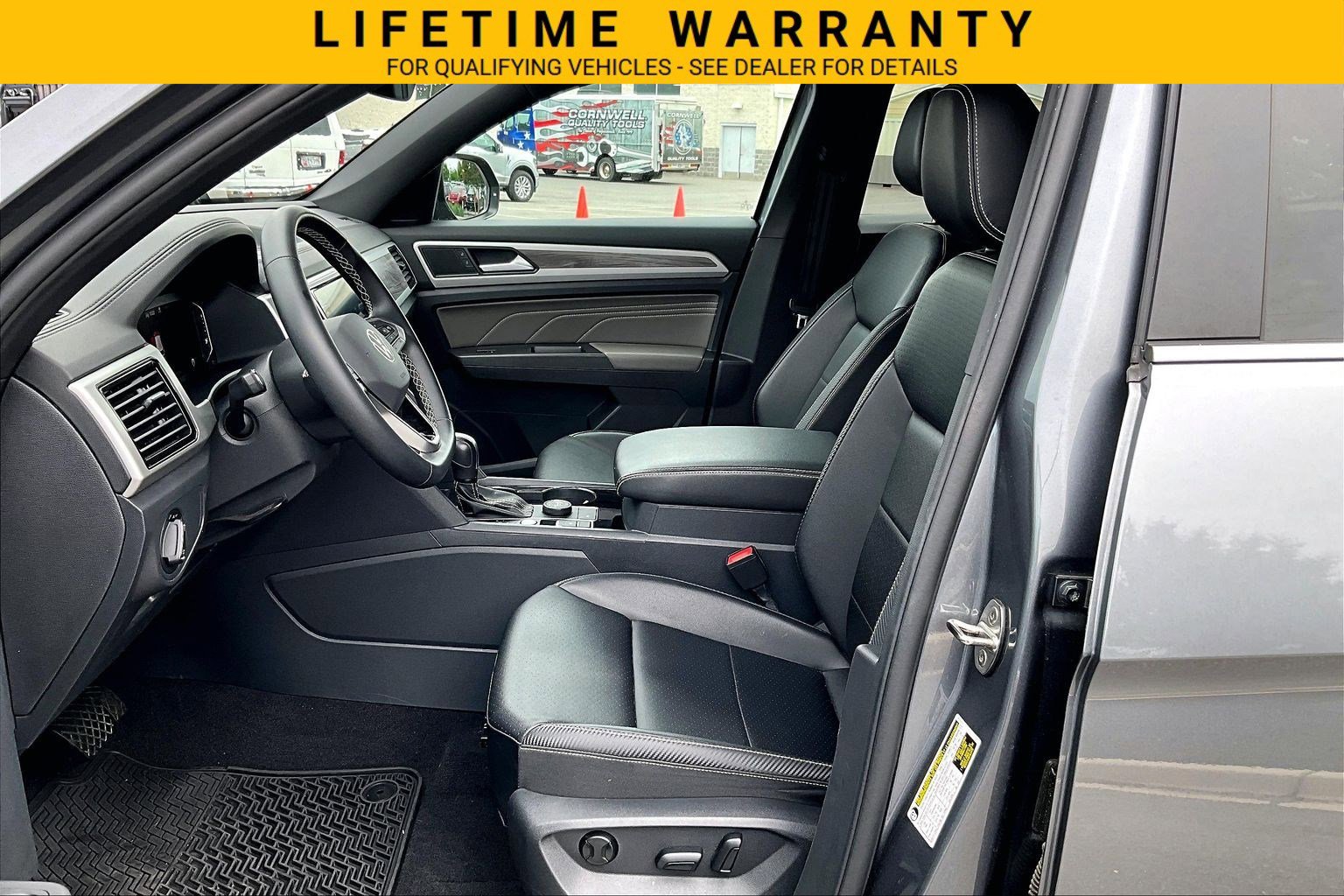 Used 2022 Volkswagen Atlas Cross Sport SE AWD/4WD image 21