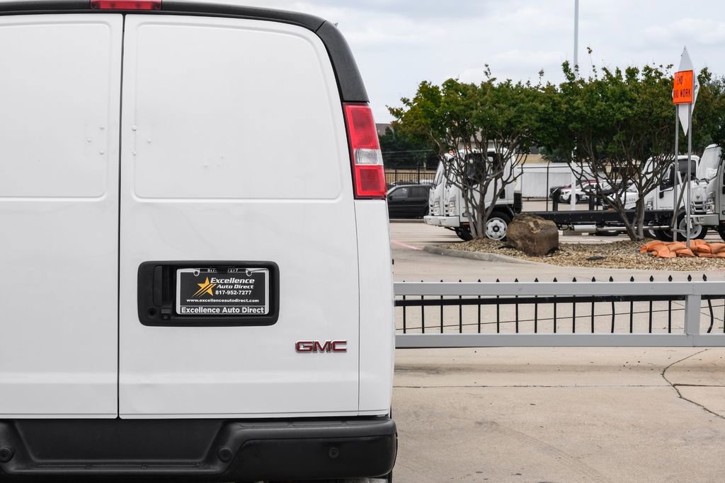 Used 2022 GMC Savana 2500 RWD image 39