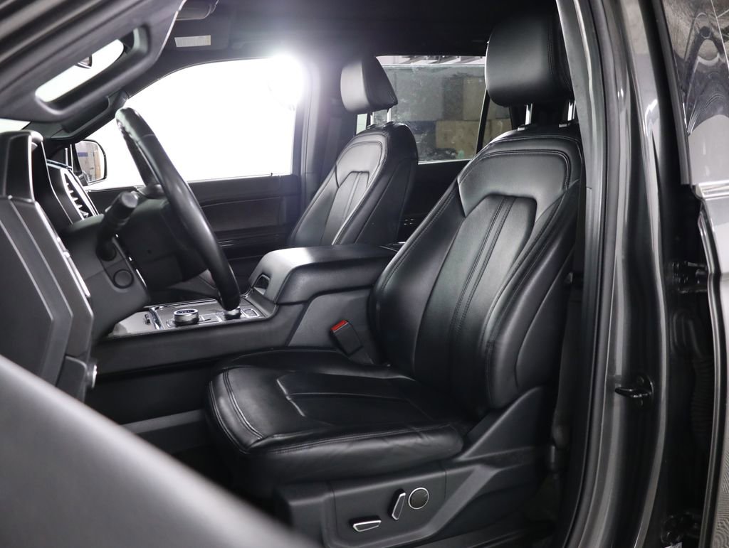 Used 2021 Ford Expedition Max Limited AWD/4WD image 32