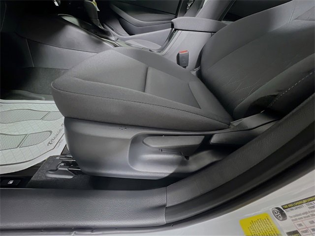 New 2025 Toyota Corolla LE image 13