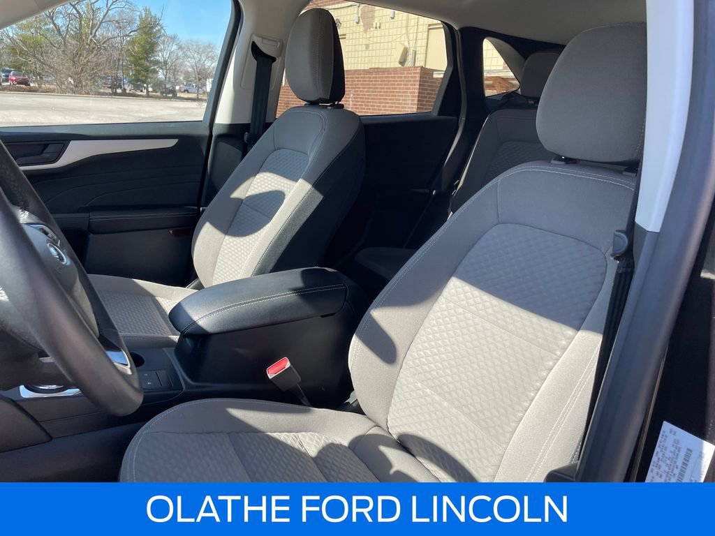 Used 2022 Ford Escape SE w/ Convenience Package image 21