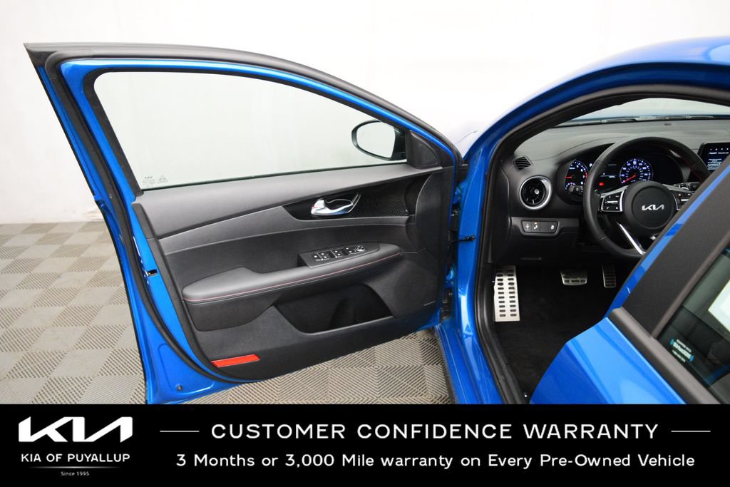 Used 2023 Kia Forte GT w/ GT2 Package FWD image 9