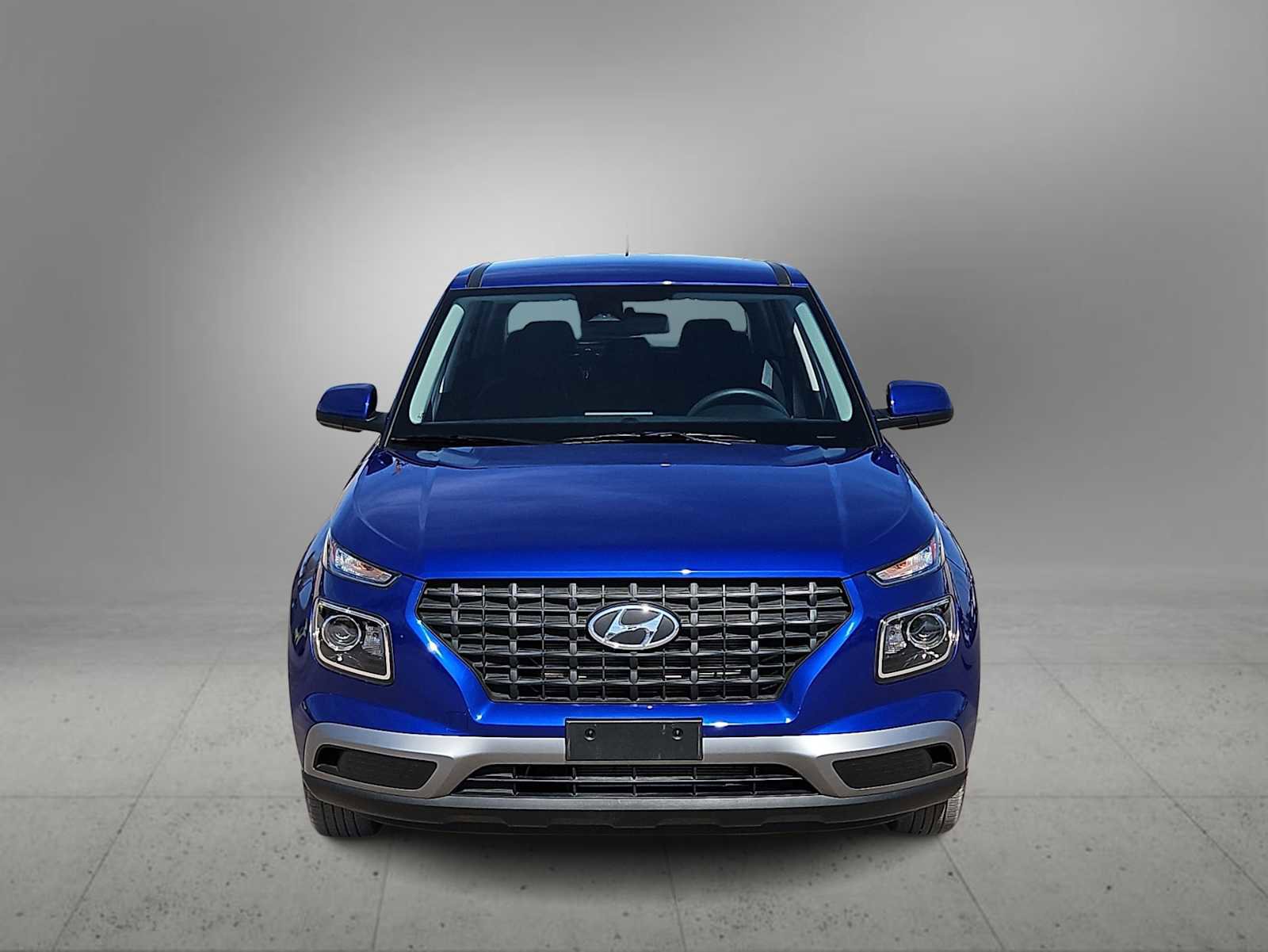 Certified 2025 Hyundai Venue SE image 3