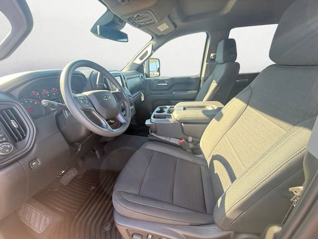 Used 2025 Chevrolet Silverado 2500 Custom w/ Custom Value Package image 9