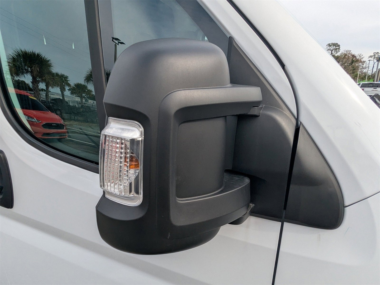 Used 2025 RAM ProMaster 3500 w/ Convenience Group image 12