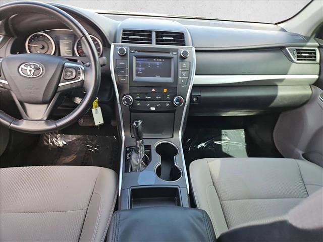 Used 2017 Toyota Camry SE FWD image 21