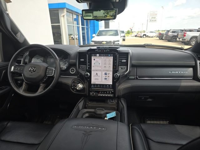 Used 2024 RAM 1500 Limited AWD/4WD image 34