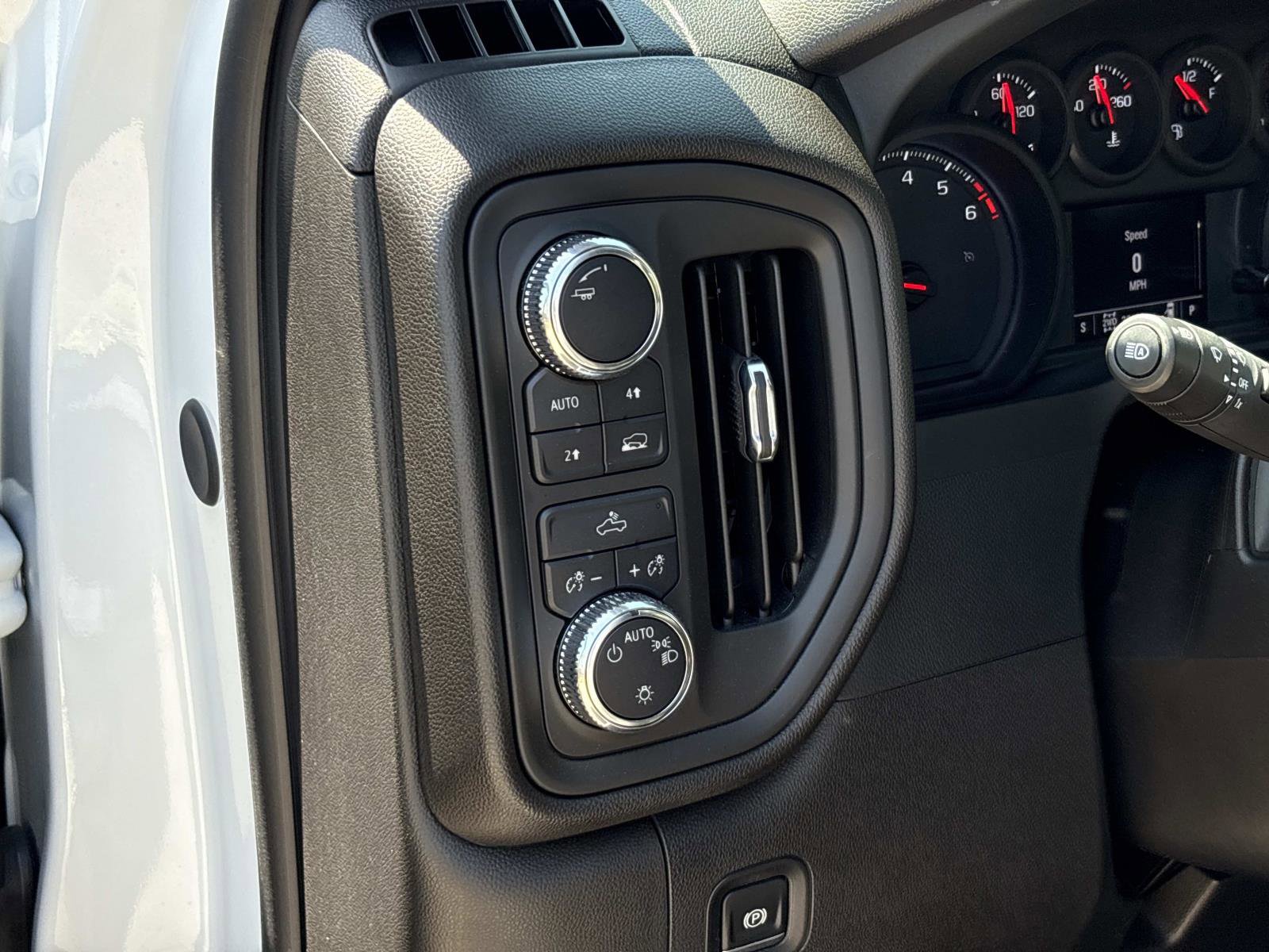 Certified 2024 GMC Sierra 1500 Pro w/ Pro Value Package AWD/4WD image 17