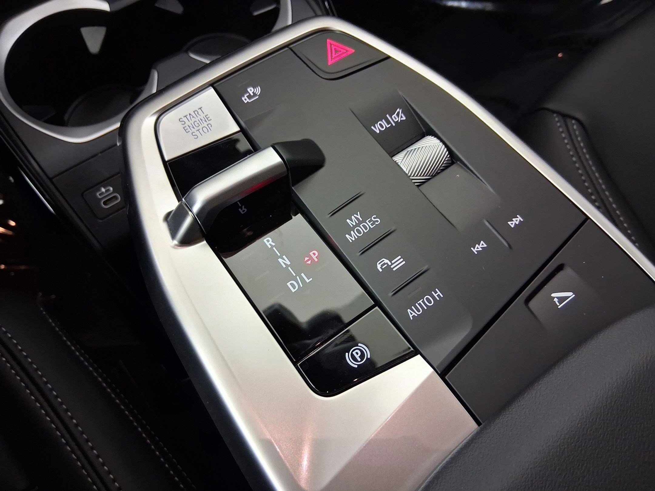 New 2026 BMW X2 xDrive28i w/ Convenience Package image 18