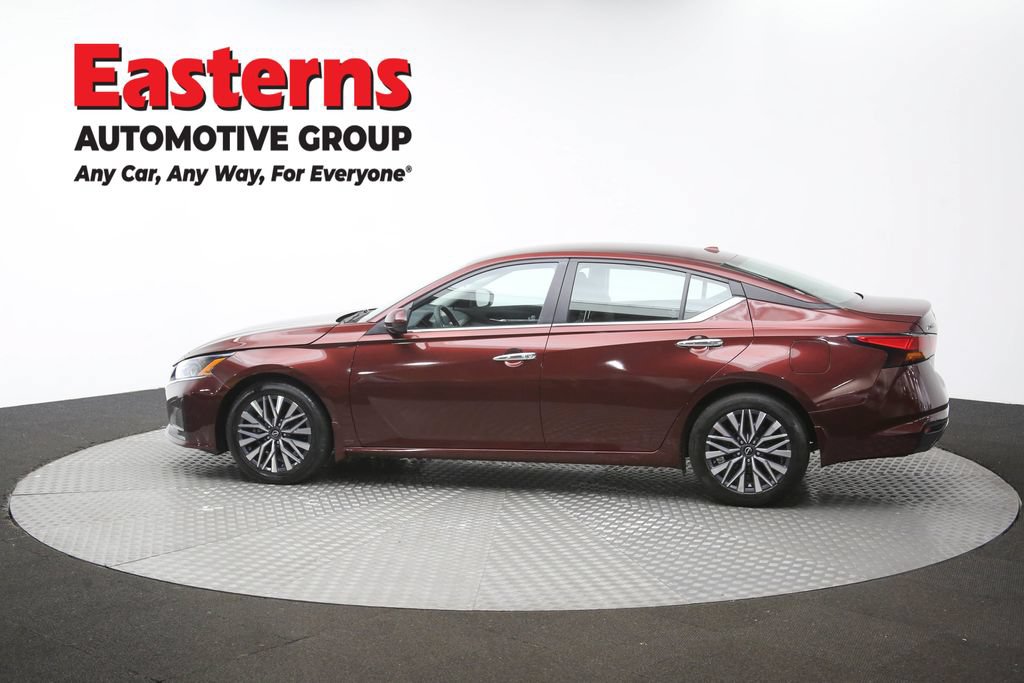Used 2023 Nissan Altima 2.5 SV FWD image 60