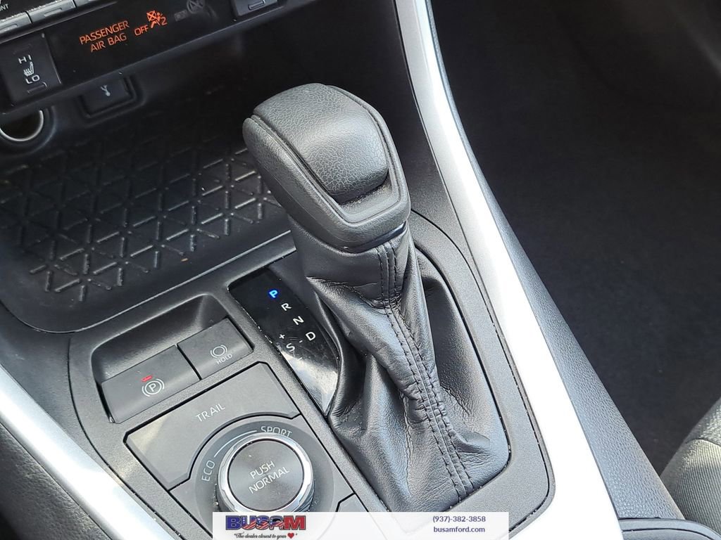 Used 2022 Toyota RAV4 XLE w/ XLE Grade Weather Package image 23