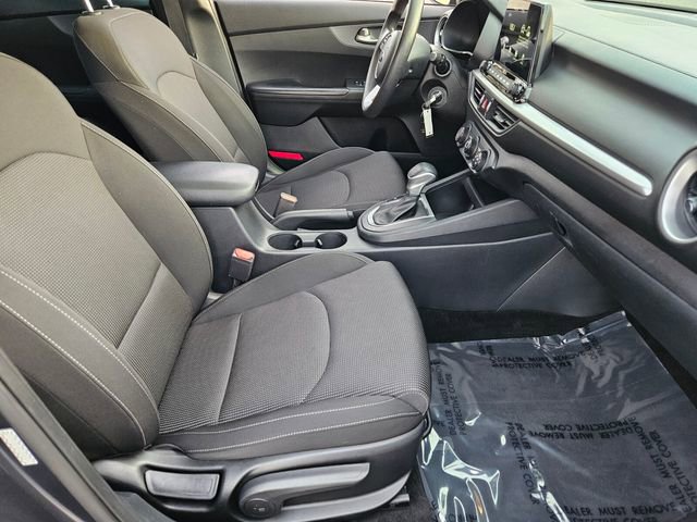 Used 2020 Kia Forte LXS image 17