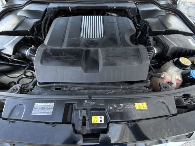 Used 2016 Land Rover LR4 HSE LUX image 35