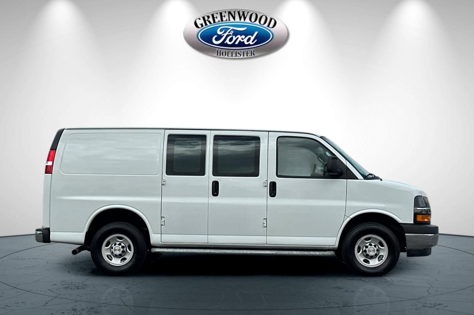 Used 2023 Chevrolet Express 2500 w/ Driver Convenience Package image 3