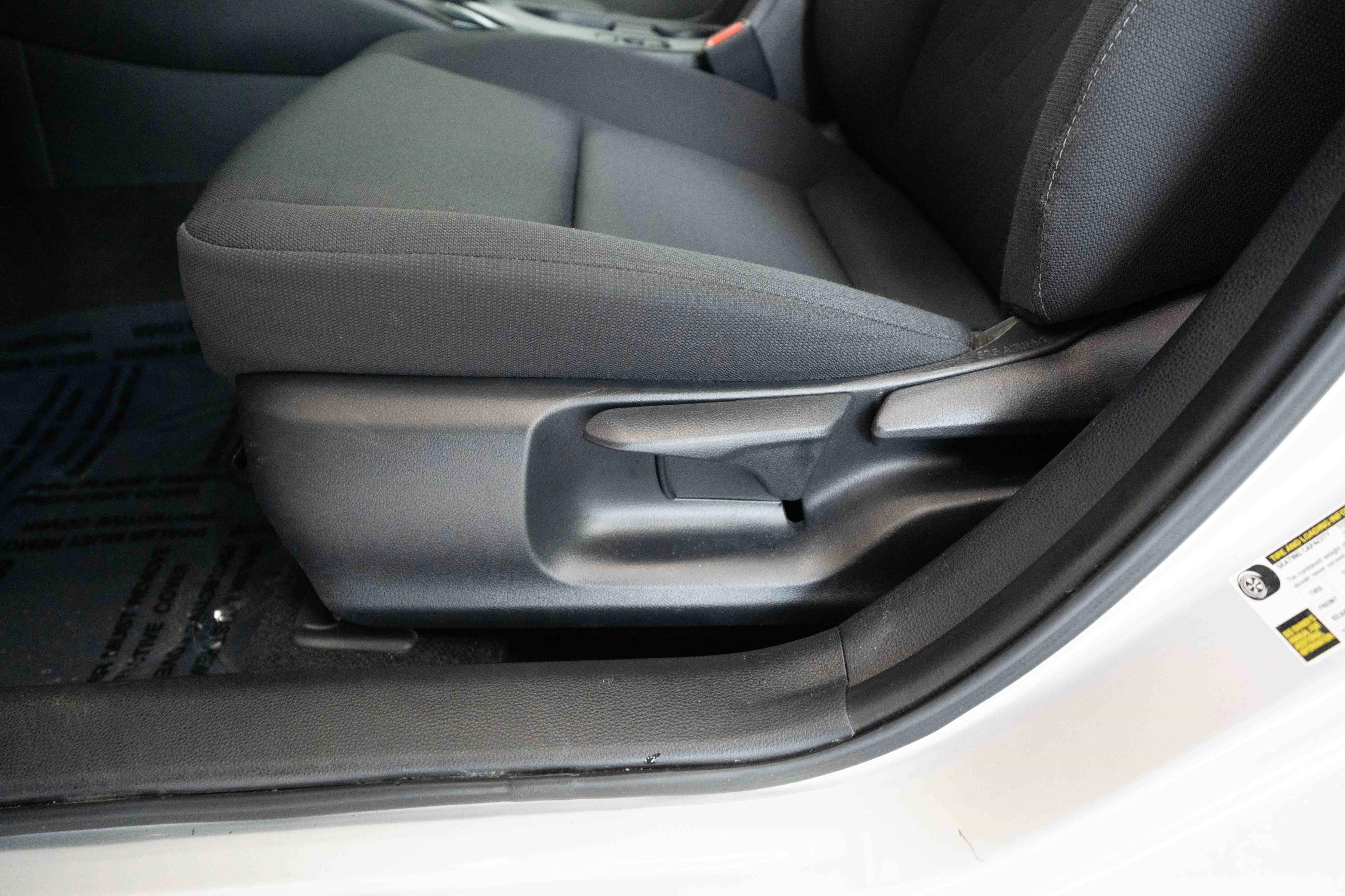 Used 2023 Toyota Corolla LE image 12