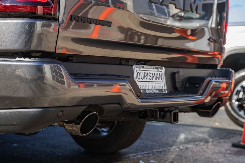 New 2026 RAM 1500 4x4 Crew Cab image 7