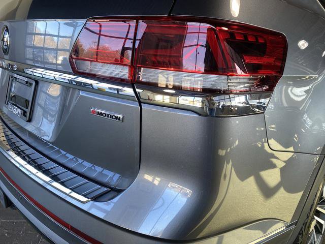 Used 2022 Volkswagen Atlas SEL Premium image 36